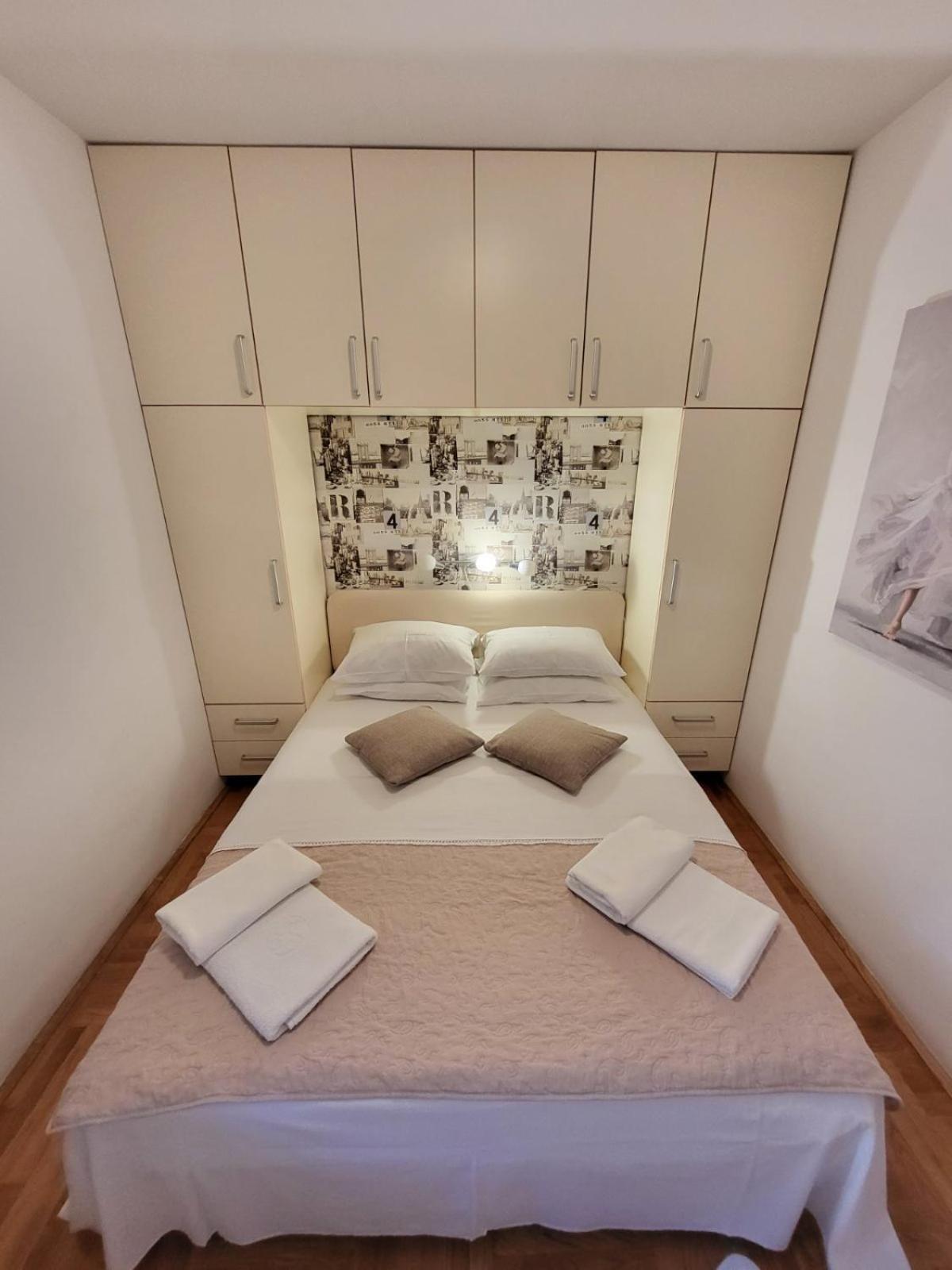 Apartment Rachel Petrovac Chambre photo